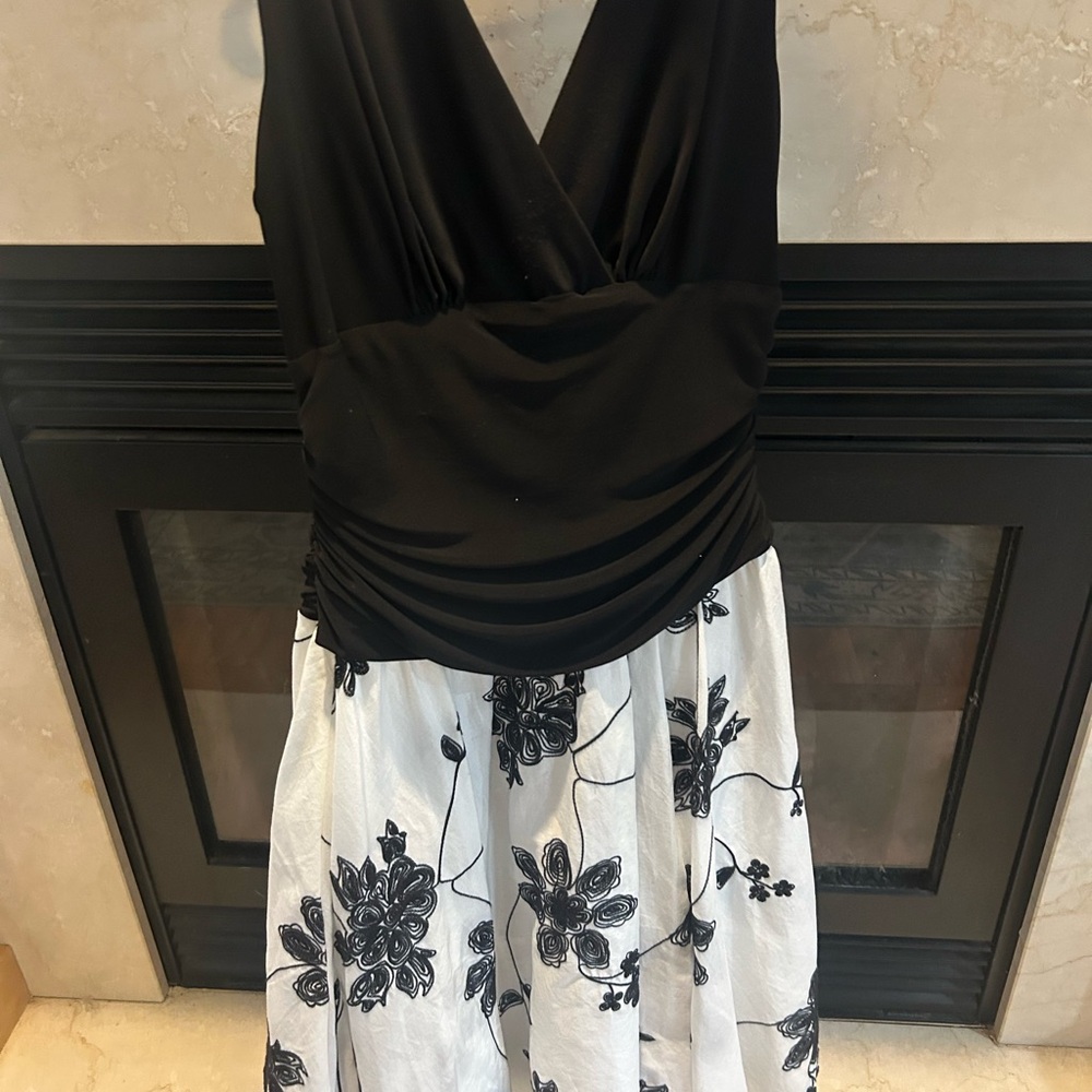 Elegant Black and White Floral Dress
